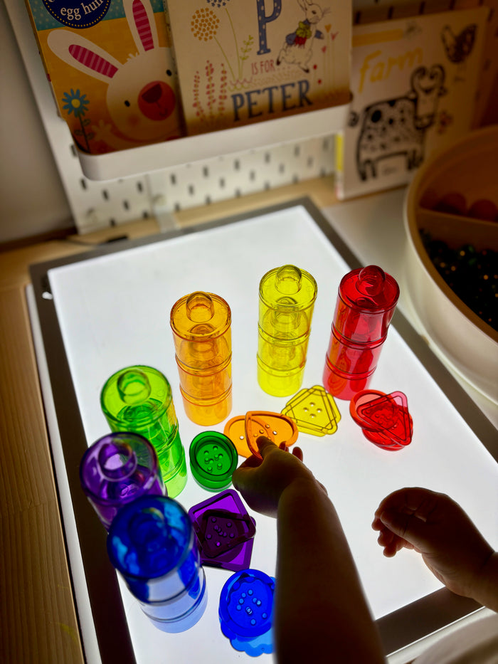 Environments Translucent Stacking Pegs 18 Pcs