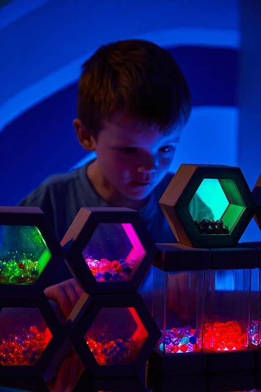 Luminous Wooden Shakers Hexagons 6pk