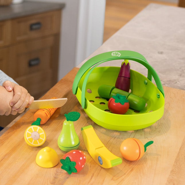 Pretendables Fruit and Veggie Basket by Fat Brain Toys