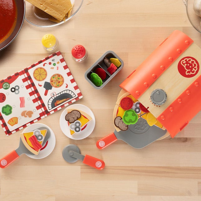 Pretendables Pizza by Fat Brain Toys